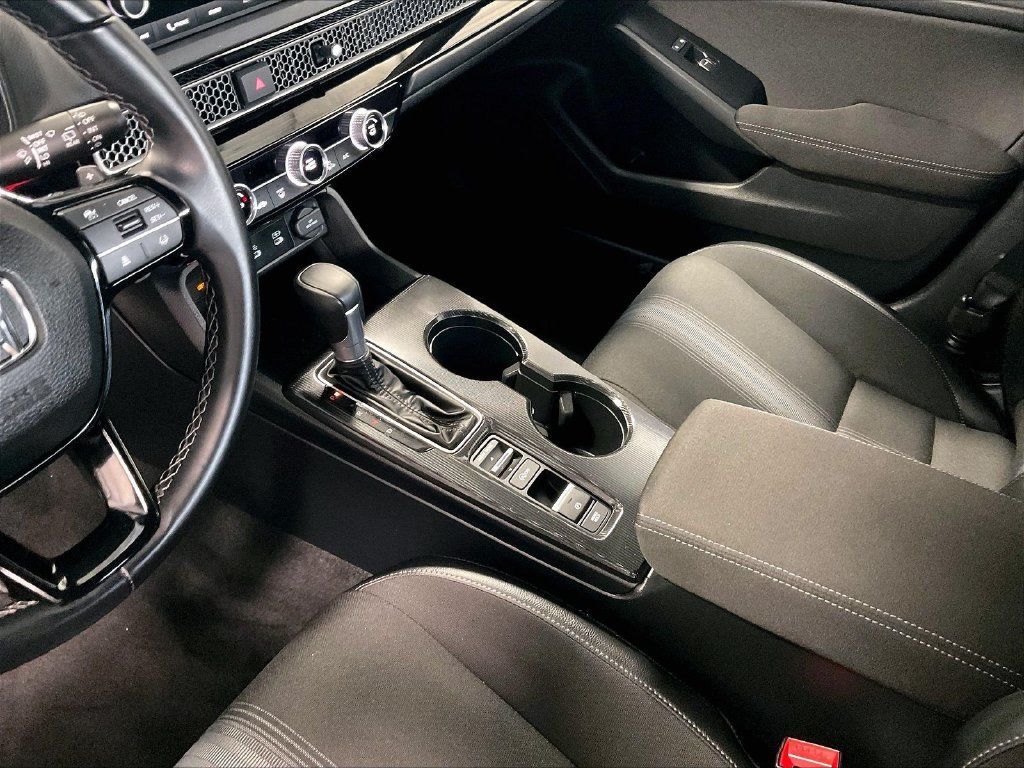 Used 2025 Honda Civic Sport image 20
