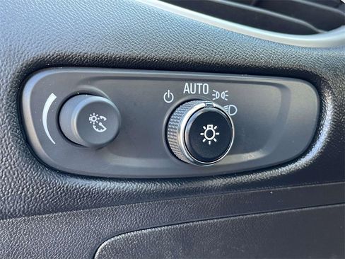 Used 2024 Chevrolet Malibu LT image 28