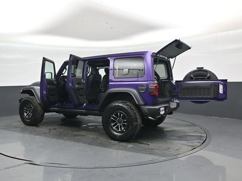New 2026 Jeep Wrangler Unlimited Rubicon 392 w/ Quick Order Package 27X Moab AWD/4WD image 32