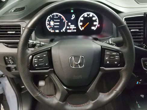 Used 2025 Honda Ridgeline Black Edition image 30