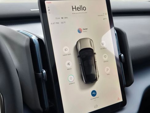 New 2026 Volvo EX30 Plus w/ Protection Package image 15