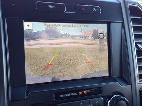 Used 2018 Ford F150 XLT w/ Equipment Group 302A Luxury AWD/4WD image 9