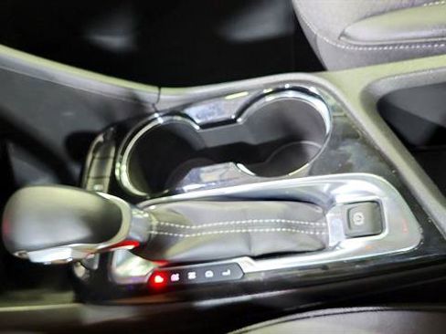 Used 2025 Buick Encore GX Preferred FWD image 16