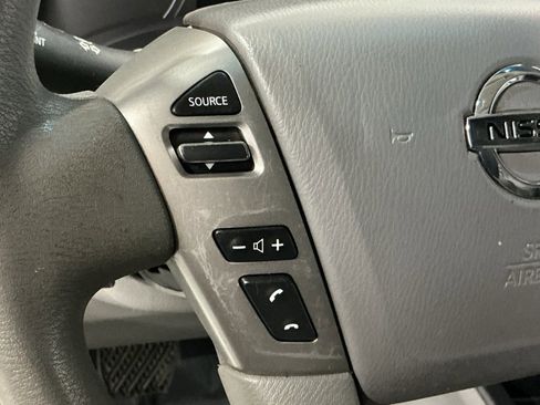 Used 2017 Nissan NV 2500 SV w/ Technology Package image 19