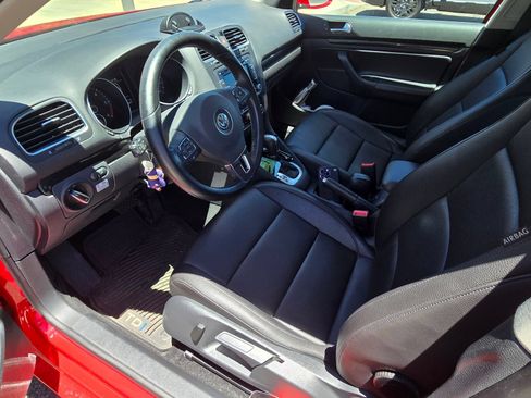 Used 2014 Volkswagen Jetta TDI FWD image 2