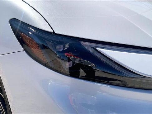 Used 2025 Toyota Camry XSE w/ Premium Package image 28