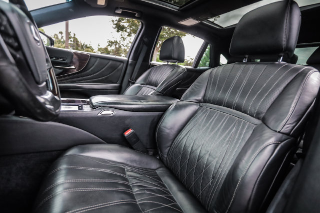 Used 2018 Lexus LS 500 AWD w/ Luxury Package image 55