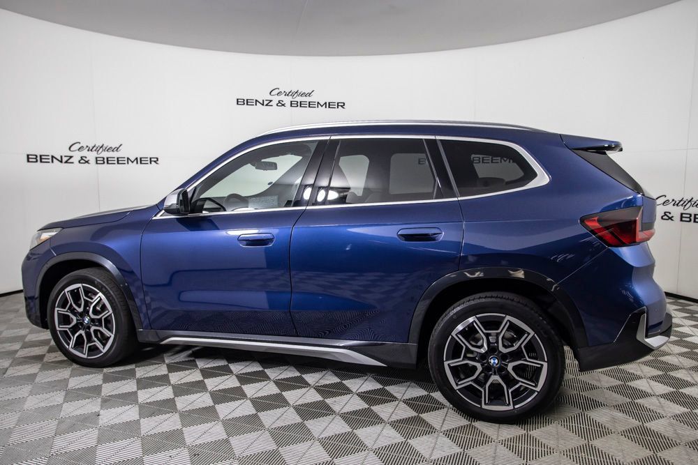 Used 2023 BMW X1 xDrive28i w/ Convenience Package AWD/4WD image 11
