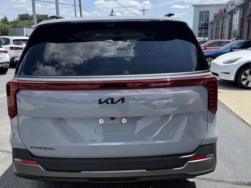 Used 2026 Kia Carnival SX Prestige FWD image 48