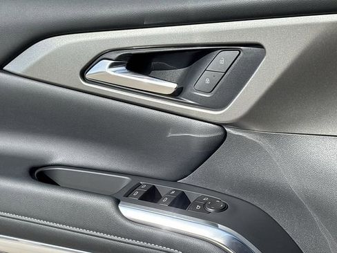 New 2026 Chevrolet Traverse LT w/ Sun and Wheel Package image 20