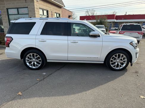 Used 2018 Ford Expedition Platinum image 6