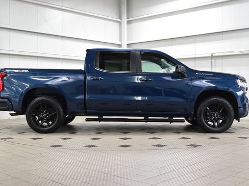 Used 2022 Chevrolet Silverado 1500 RST AWD/4WD image 9
