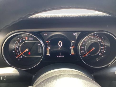 Used 2018 Jeep Wrangler Unlimited Sport S AWD/4WD image 15