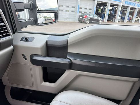 Used 2022 Ford F250 XL w/ Power Equipment Group AWD/4WD image 26