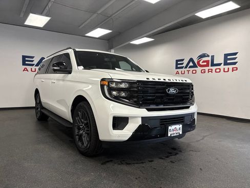 New 2026 Ford Expedition Max Platinum w/ Stealth Appearance Package AWD/4WD image 2