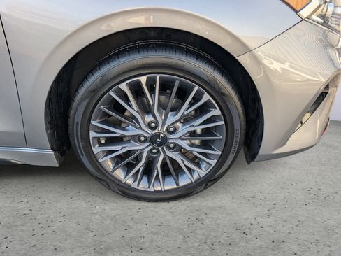 Used 2023 Kia Forte GT-Line w/ GT-Line Premium Package image 7