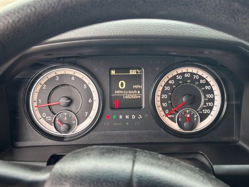 Used 2017 RAM 1500 Express w/ Black Ram 1500 Express Group image 17