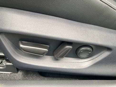 New 2026 Toyota Camry SE image 4