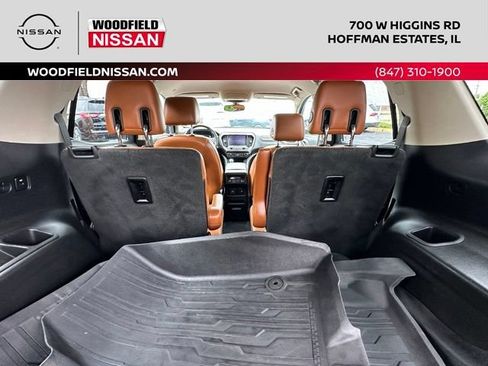 Used 2019 GMC Acadia SLT AWD/4WD image 19