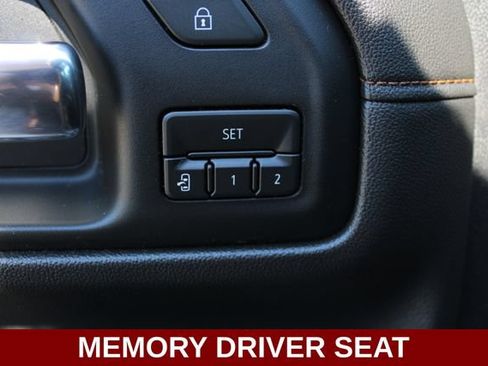 Used 2019 GMC Sierra 1500 AT4 w/ Driver Alert Package I AWD/4WD image 5