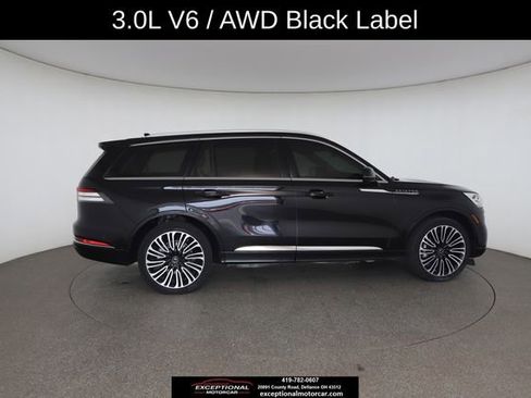 Used 2023 Lincoln Aviator Black Label AWD/4WD image 22