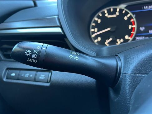 Used 2023 Nissan Altima 2.5 SV image 21