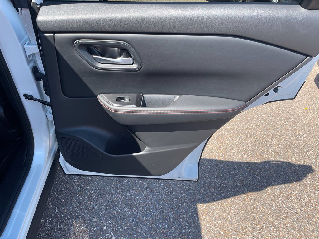 Certified 2025 Nissan Rogue SV AWD/4WD image 22