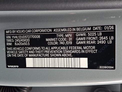 New 2026 Volvo XC40 B5 Ultra w/ Climate Package image 13