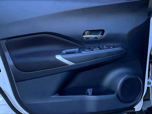 Certified 2024 Nissan Kicks SV image 20