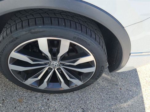 Used 2019 Volkswagen Tiguan SEL Premium R-Line AWD/4WD image 8