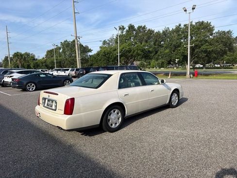 Used 2002 Cadillac De Ville FWD image 5