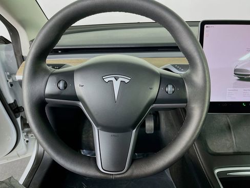 Used 2023 Tesla Model 3 Standard Range RWD image 13