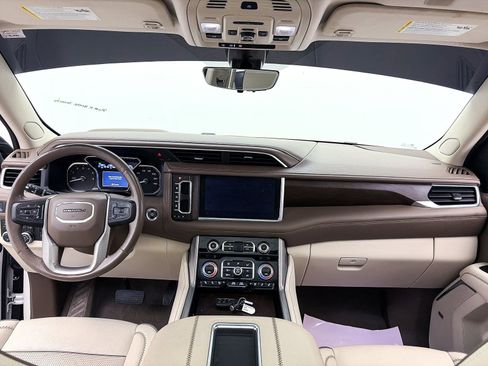 Used 2021 GMC Yukon Denali w/ Denali Ultimate Package image 31