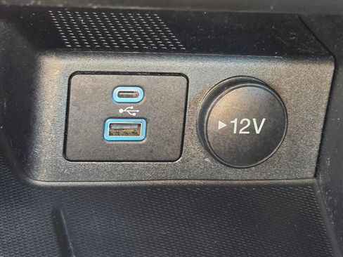 Used 2023 Ford Escape ST-Line Select image 18