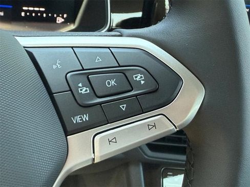 New 2025 Volkswagen Jetta SE image 12