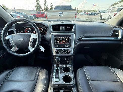 Used 2017 GMC Acadia Limited SLT AWD/4WD image 3