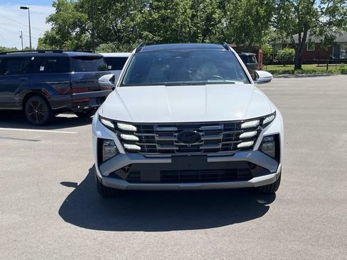 Used 2026 Hyundai Tucson Limited FWD image 2