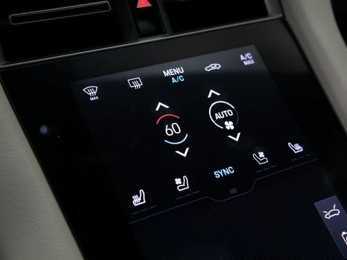 Certified 2025 Porsche Taycan image 22