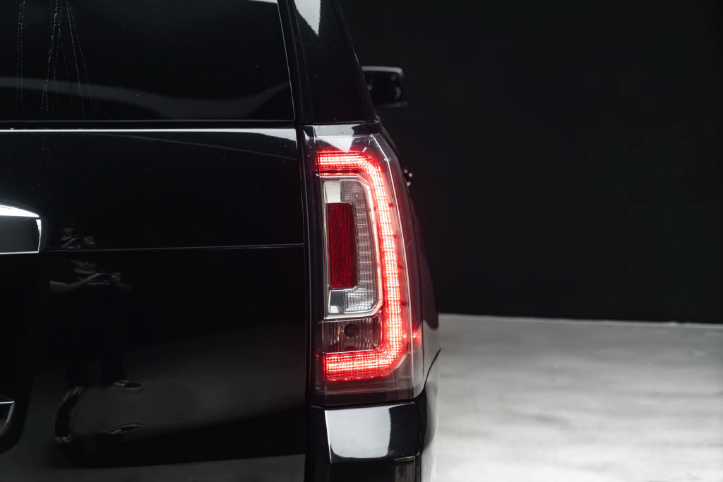Used 2020 GMC Yukon Denali w/ Enhanced Security Package AWD/4WD image 11