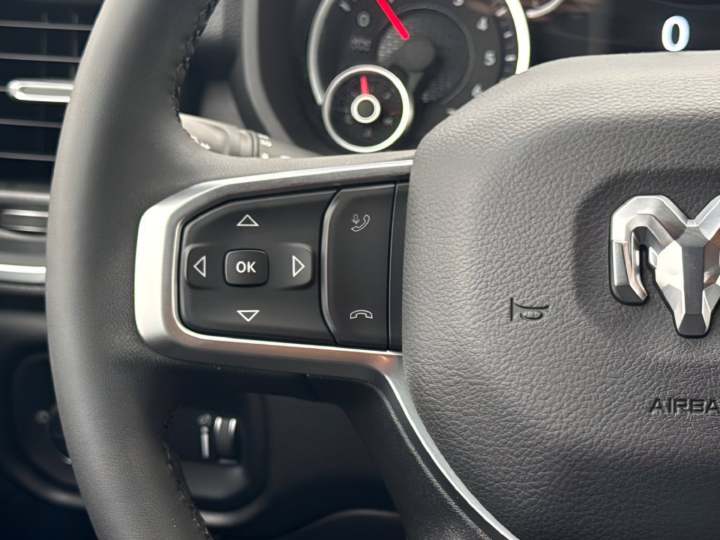 Used 2025 RAM 2500 Big Horn AWD/4WD image 13