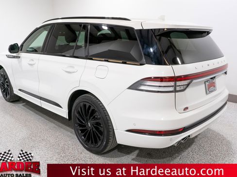 Used 2024 Lincoln Aviator Reserve w/ Jet Package image 3