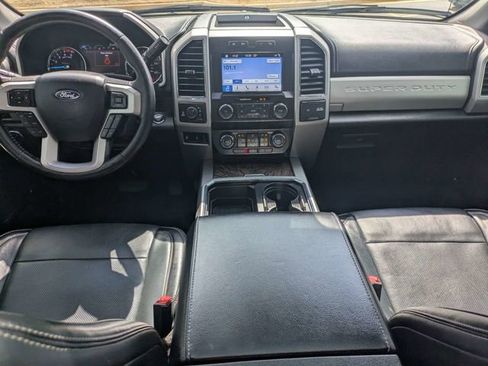 Used 2019 Ford F250 Lariat w/ Lariat Ultimate Package AWD/4WD image 15
