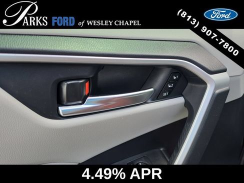 Used 2022 Toyota RAV4 XLE Premium AWD/4WD image 17