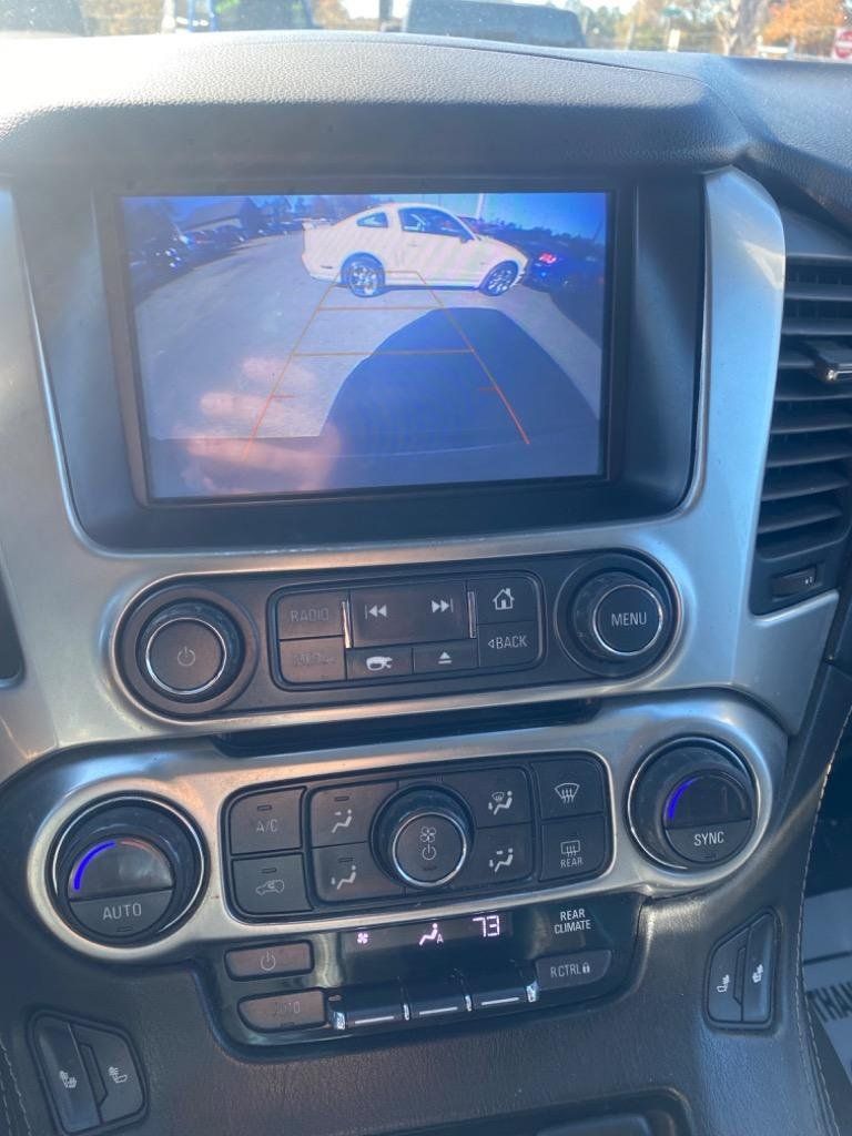Used 2018 Chevrolet Suburban LT AWD/4WD image 8