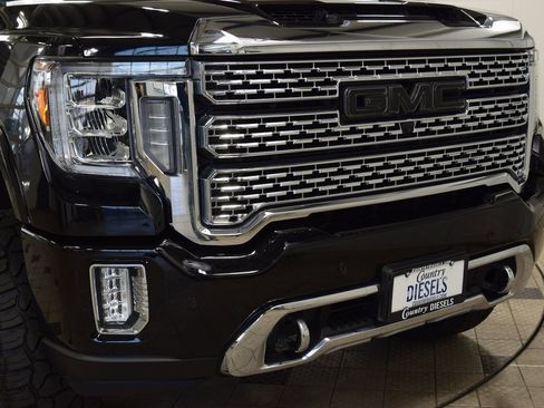 Used 2022 GMC Sierra 3500 Denali w/ Denali Ultimate Package image 11