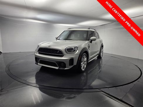 Used 2023 MINI Cooper Countryman S w/ Signature Upholstery Package image 6