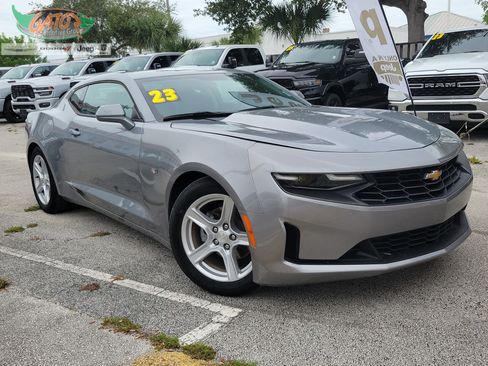 Used 2023 Chevrolet Camaro LT RWD image 1