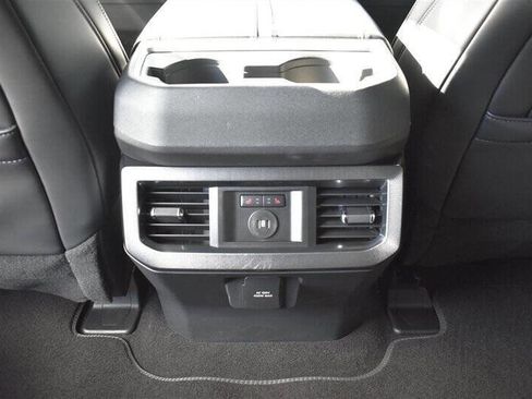 Used 2025 Ford F250 Platinum AWD/4WD image 22