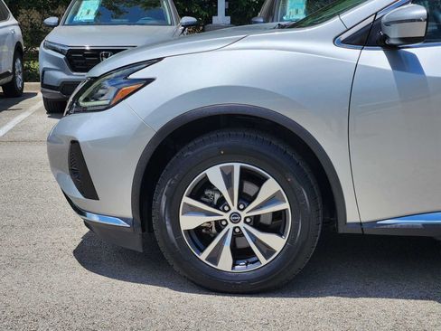 Used 2023 Nissan Murano SV FWD image 8
