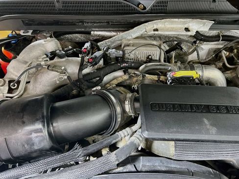 Used 2018 GMC Sierra 2500 Denali AWD/4WD image 25